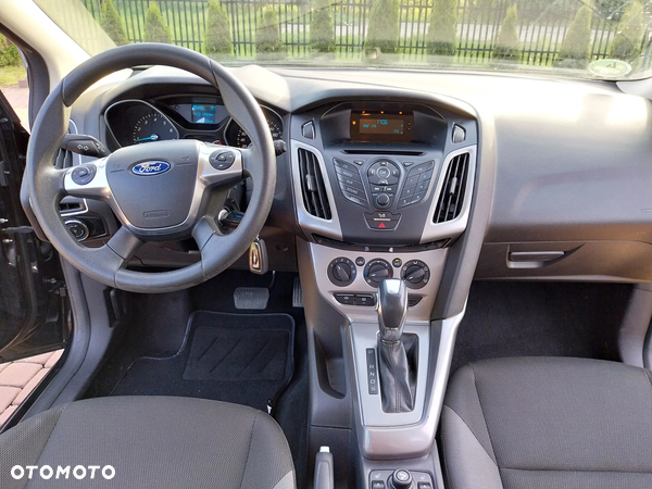 Ford Focus 1.6 Trend PowerShift - 13