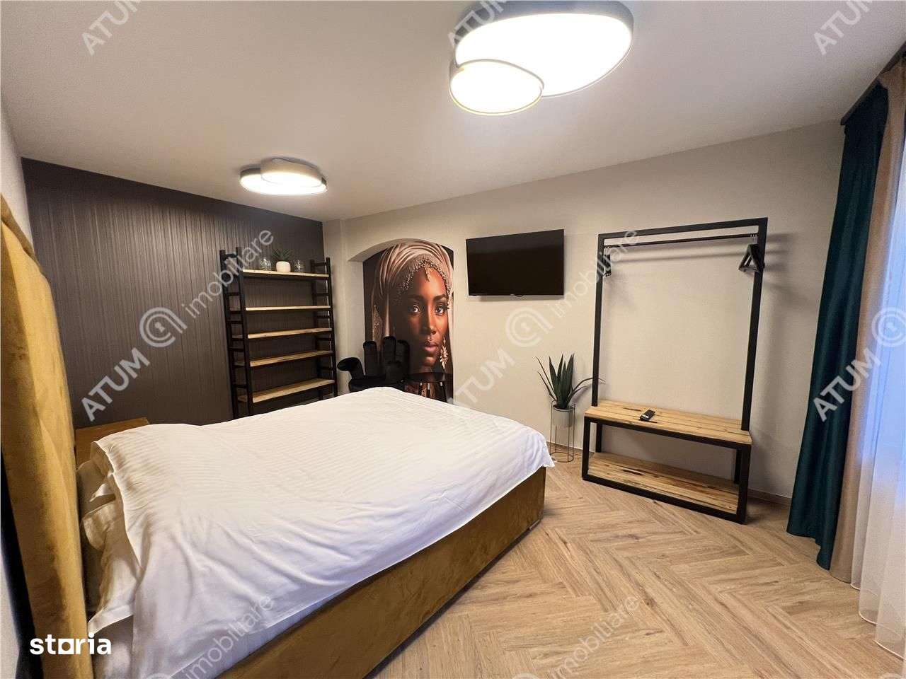 Apartament renovat cu 2 camere si terasa in zona Tribunei din Sibiu - Imagine principală: 4/18