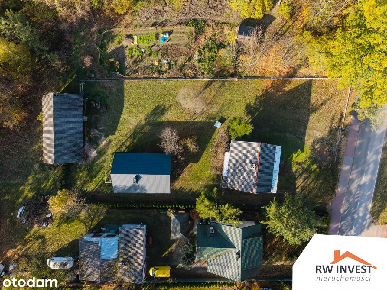 Dom 90 m² na dużej działce 1685 m² w otulinie lasu/Media w działce-9