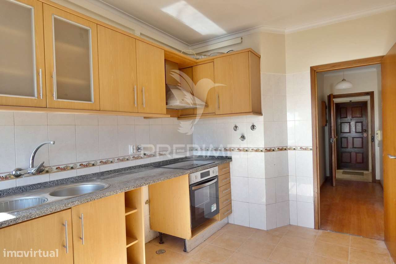 Apartamento T2 - Grande imagem: 2/14