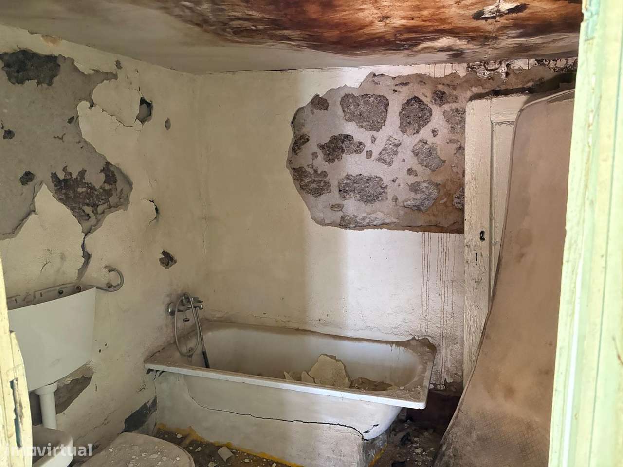 Apartamento T4 com 4 casas de banho e terraço - Grande imagem: 4/8