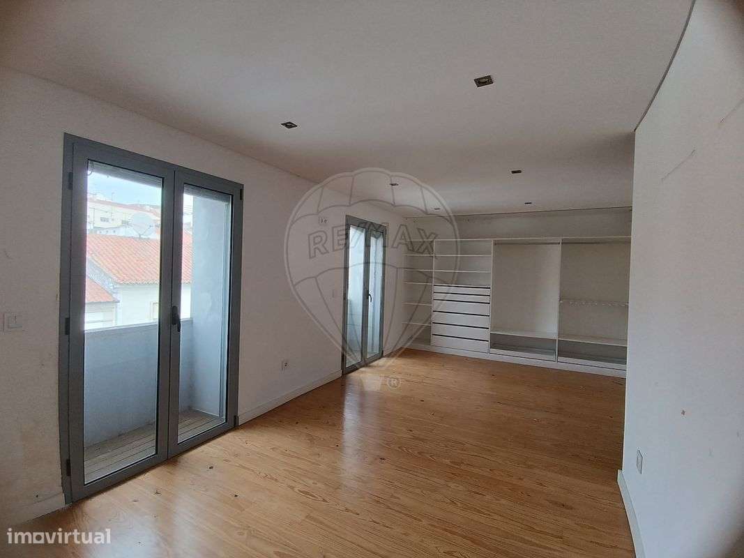 Duplex T4 para venda - Grande imagem: 5/44