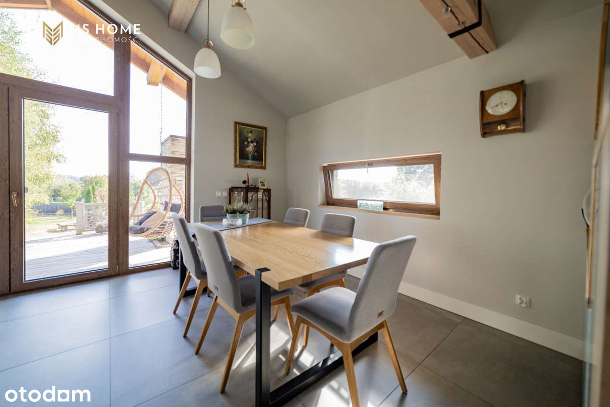 Nowoczesny dom wolnostojący w spokojnej okolicy.-8