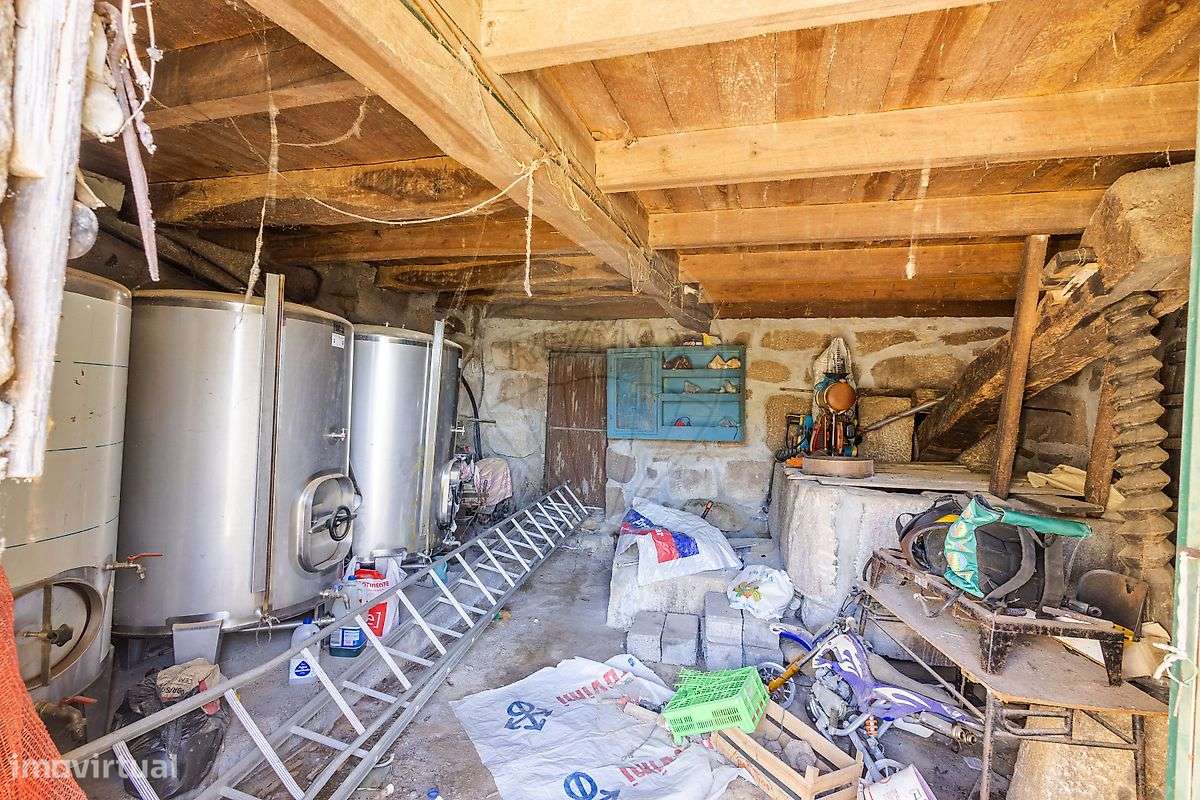 Moradia T2 para venda-27