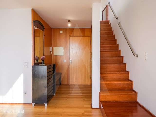 Apartamento T2 duplex com 2 Lugares de garagem em Aveiro - Grande imagem: 2/34