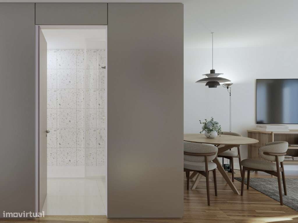 Apartamento T2, varanda, a minutos da Avenida Liberdade-11