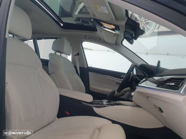 BMW 540 i xDrive Line Luxury Auto - 52