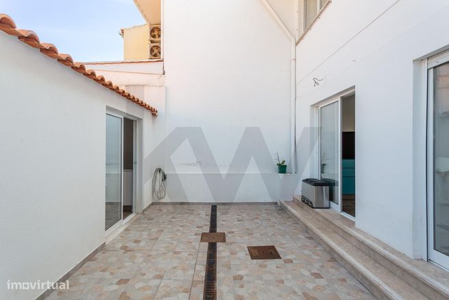 Moradia T4 à venda na Rebelva – Carcavelos-13