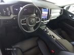 Volvo XC 60 2.0 T6 PHEV Plus Dark AWD - 11