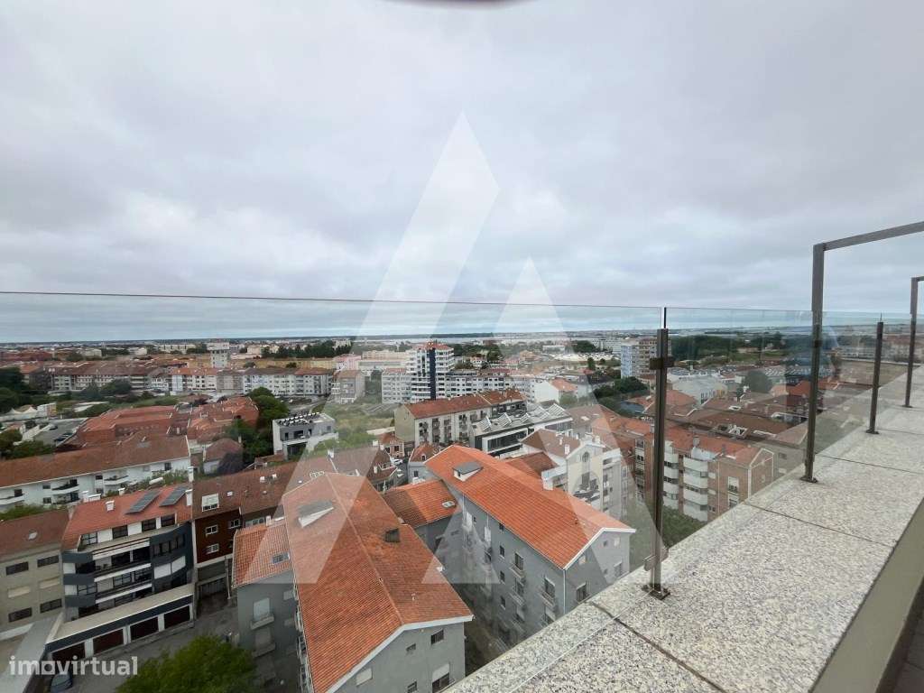 Apartamento T4 com Terraço de 90 m² no Centro de Aveiro-50