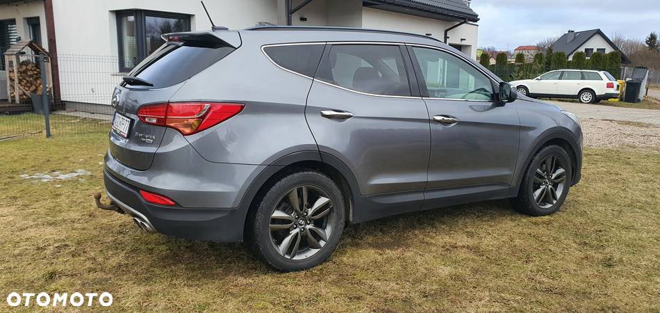 Hyundai Santa Fe 2.2 CRDi Executive 7os - 5