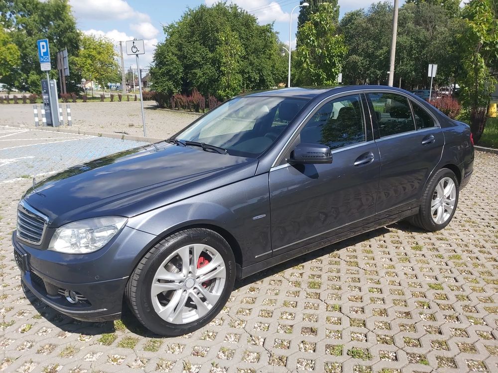 Mercedes-Benz C W204 180 CGI Automatik BlueEFFICIENCY Avantgarde 2010