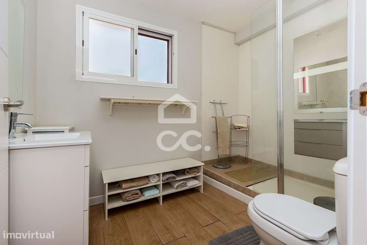 Palacete de inspiração neoclássica francesa com jardim botânico de Jea-52