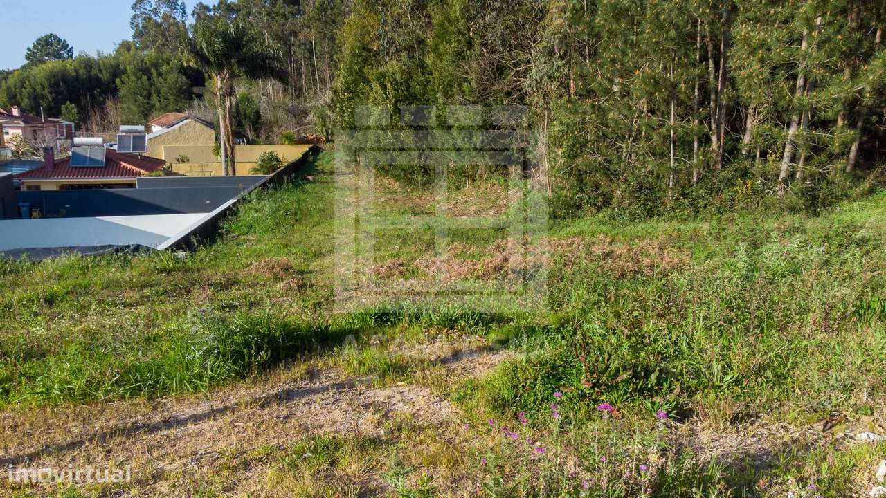 Terreno Urbano com 2.540 m2 em Santa Maria da Feira - Grande imagem: 4/16