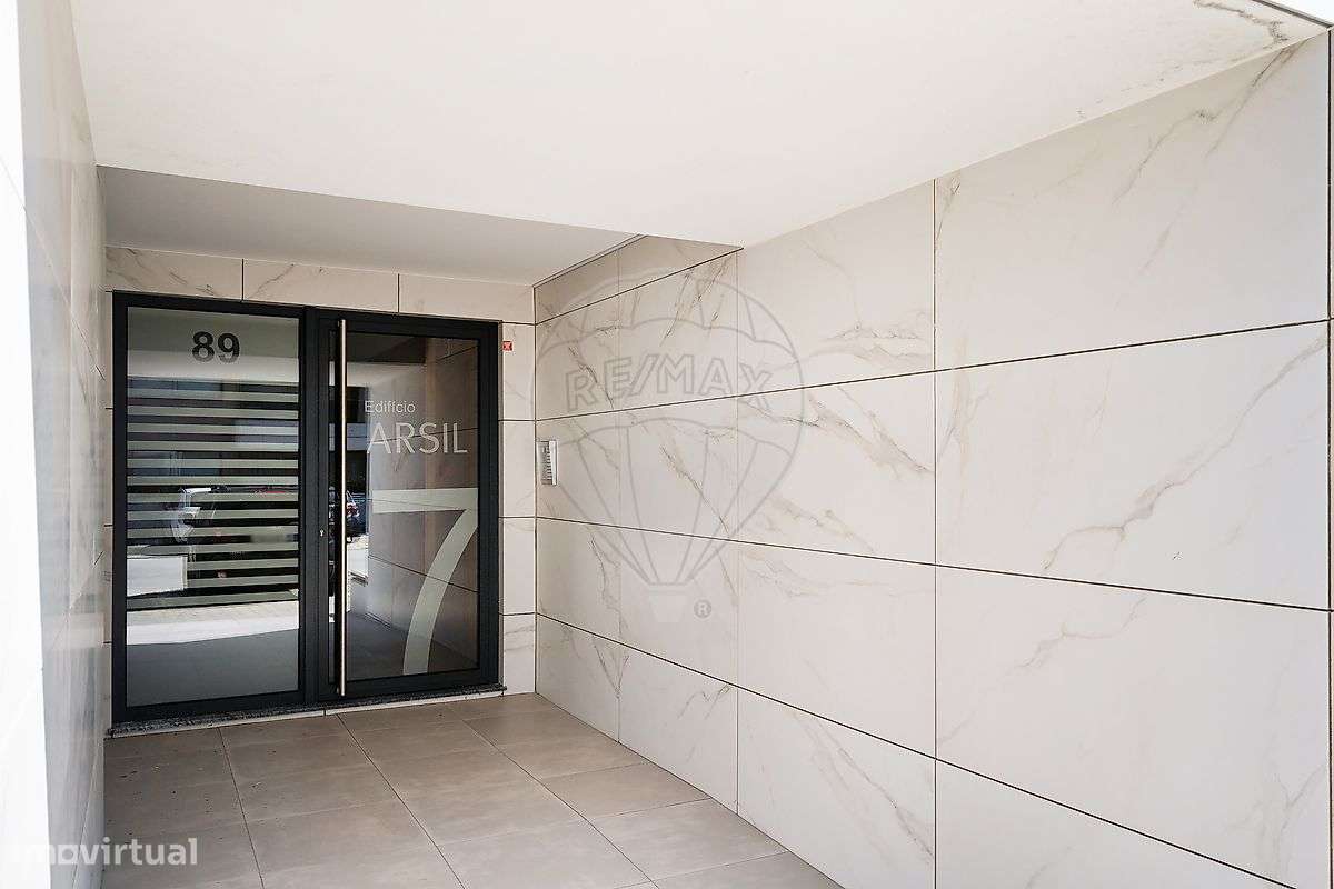 Apartamento T4 para venda - Grande imagem: 2/37