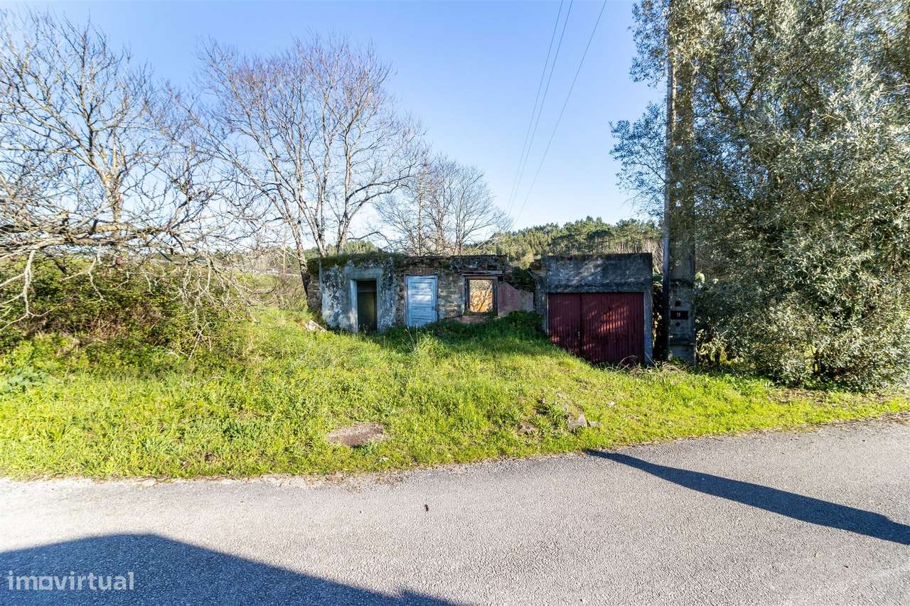 Terreno urbano com 1.028 m2 em Albergaria, Marinha Grande-7