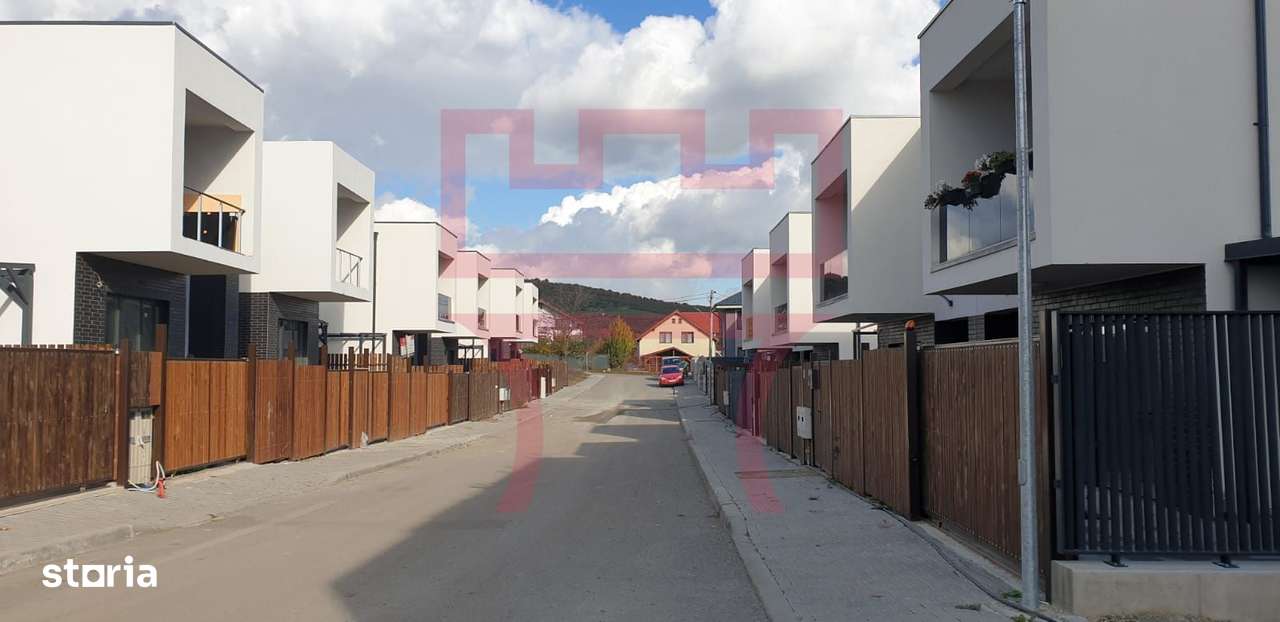 Vanzare teren 800mp cu PUZ aprobat utilitati trase si asfalt-7