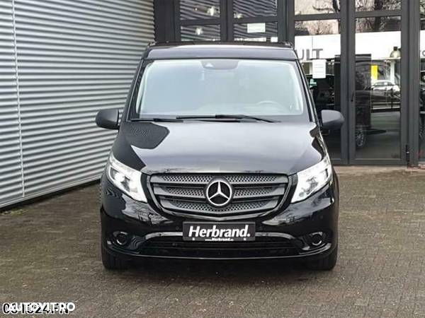 Mercedes-Benz V 220 d extralang 4Matic 7G-TRONIC - 4