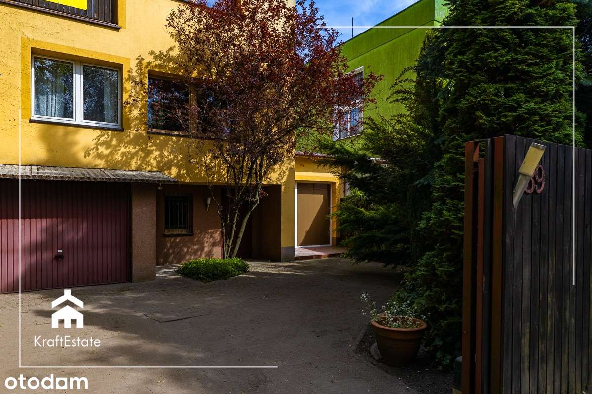 Duży Dom w Cichej Okolicy–Perfekcyjny dla Rodziny-14