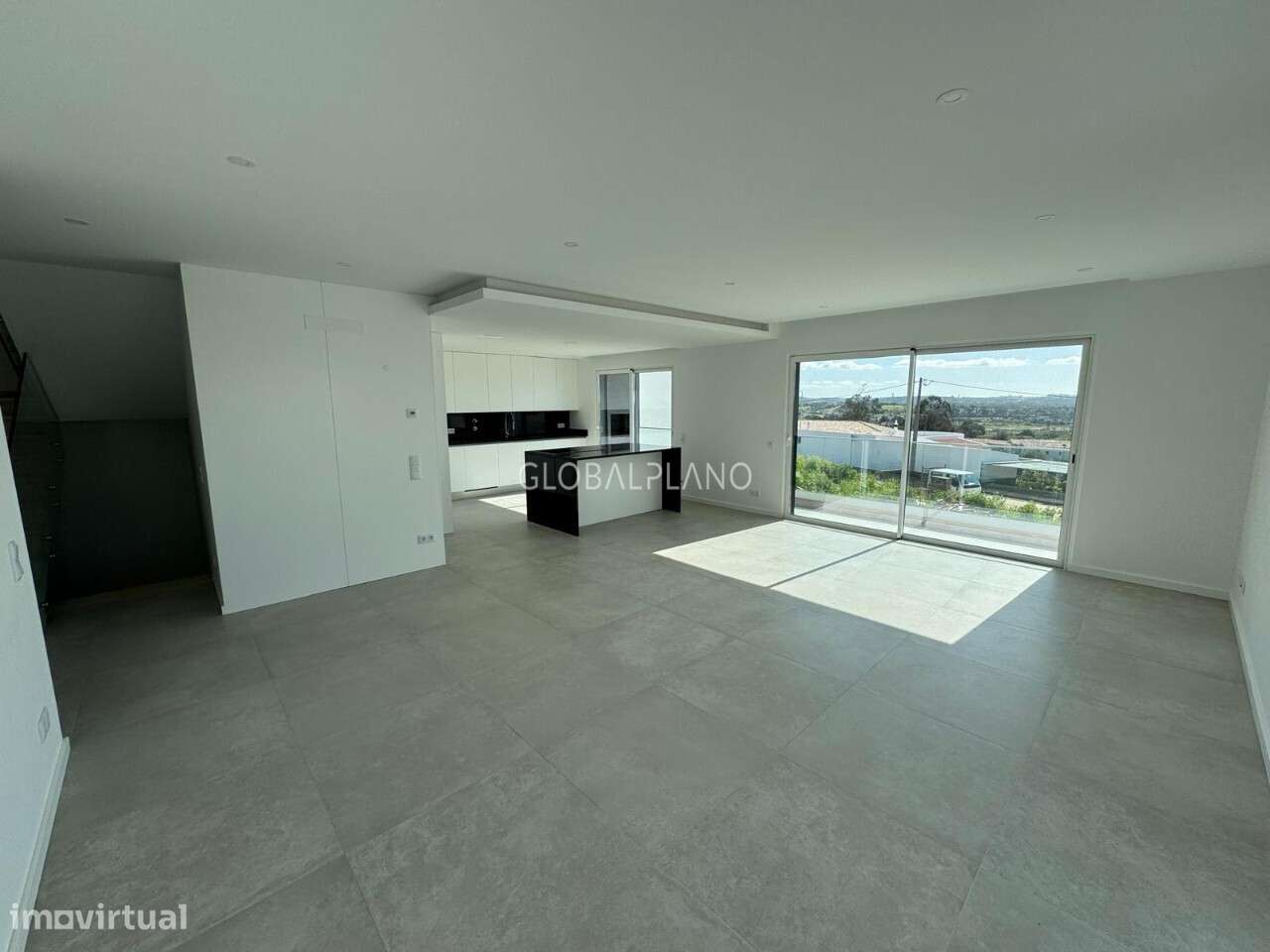 Excelente Moradia V4 nova a estrear - Grande imagem: 4/31