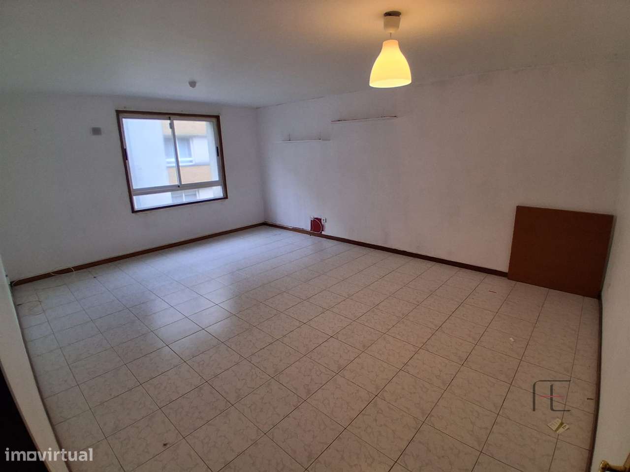 Apartamento T3 Remodelado em Baguim do Monte-9