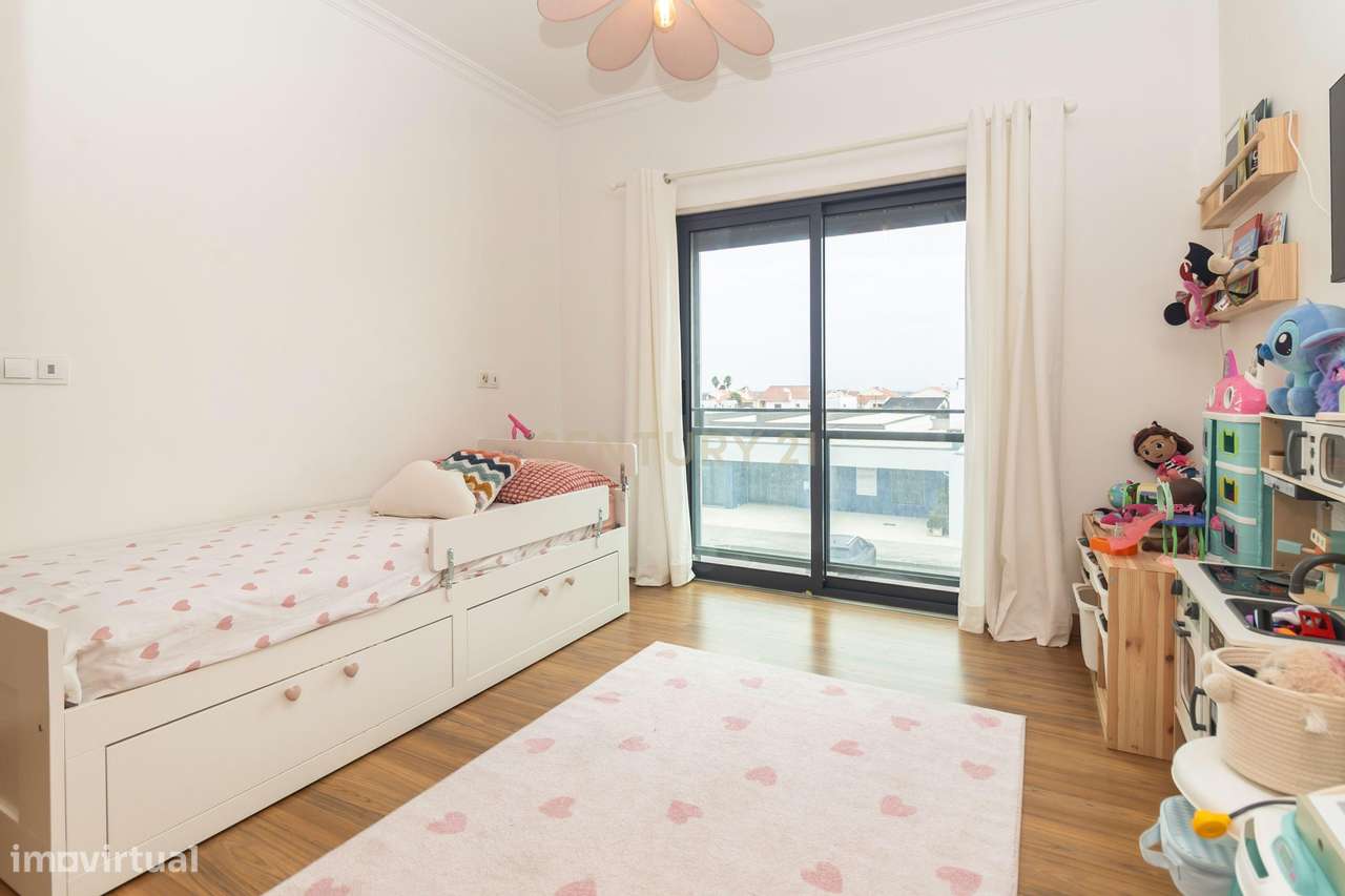 Apartamento T2 c/ garagem e arrecadação, Redondos, Fernão Ferro-28