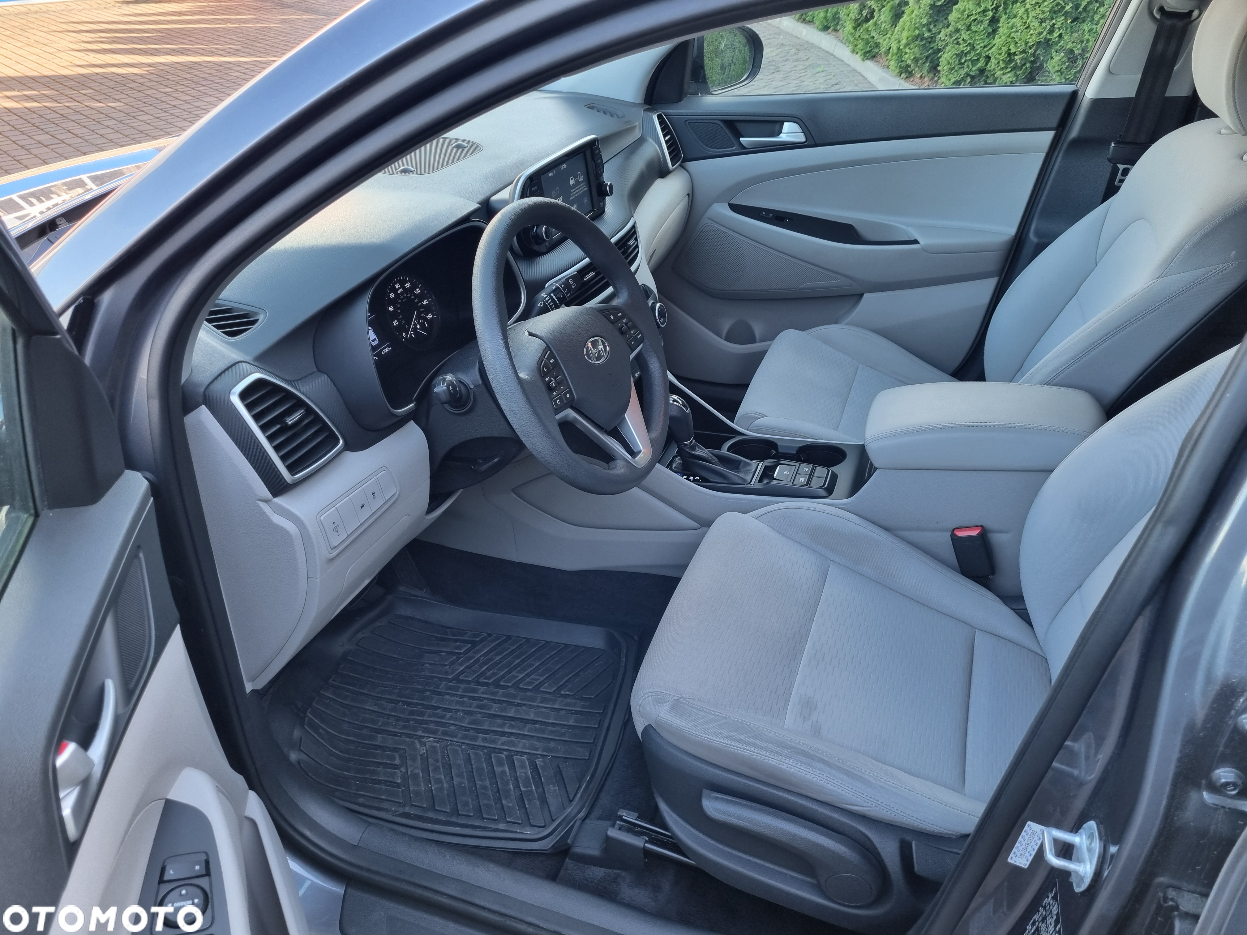 Hyundai Tucson 1.6 T-GDi HEV Modern 2WD - 21