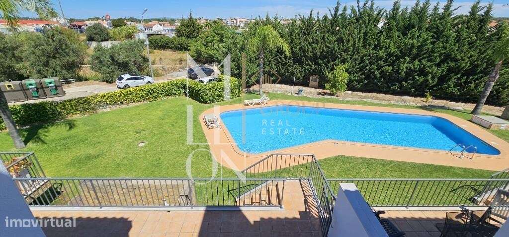 Moradia condomínio privado com piscina em Albufeira-21