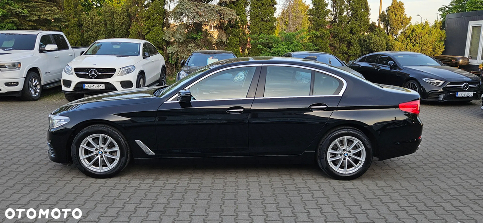 BMW Seria 5 520d - 11