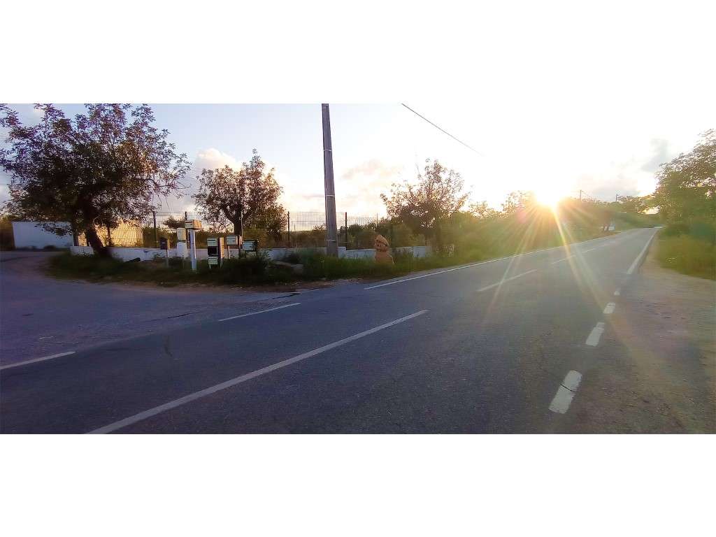 Terreno rústico em Estói a 13km do litoral algarvio, Faro - Grande imagem: 2/30