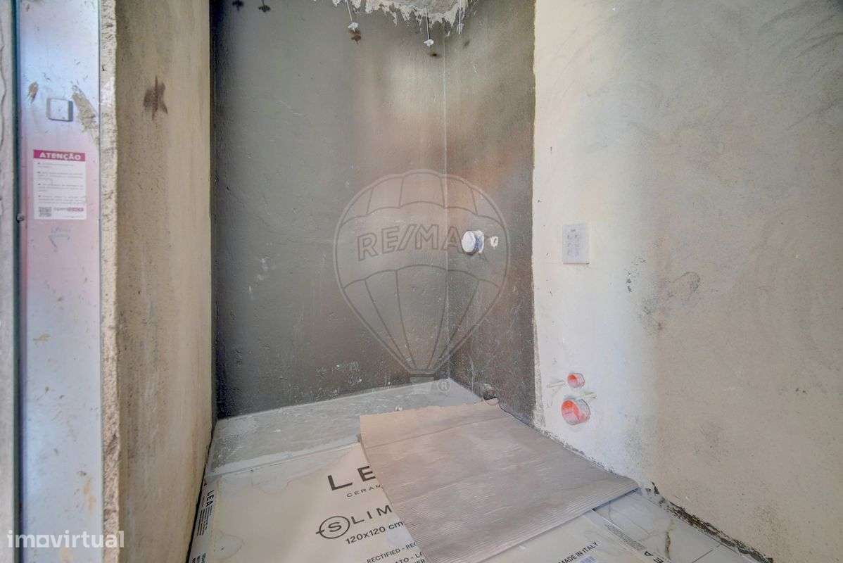 Moradia T5 para venda-9