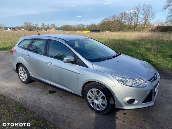 Ford Focus 1.6 Platinium X - 4