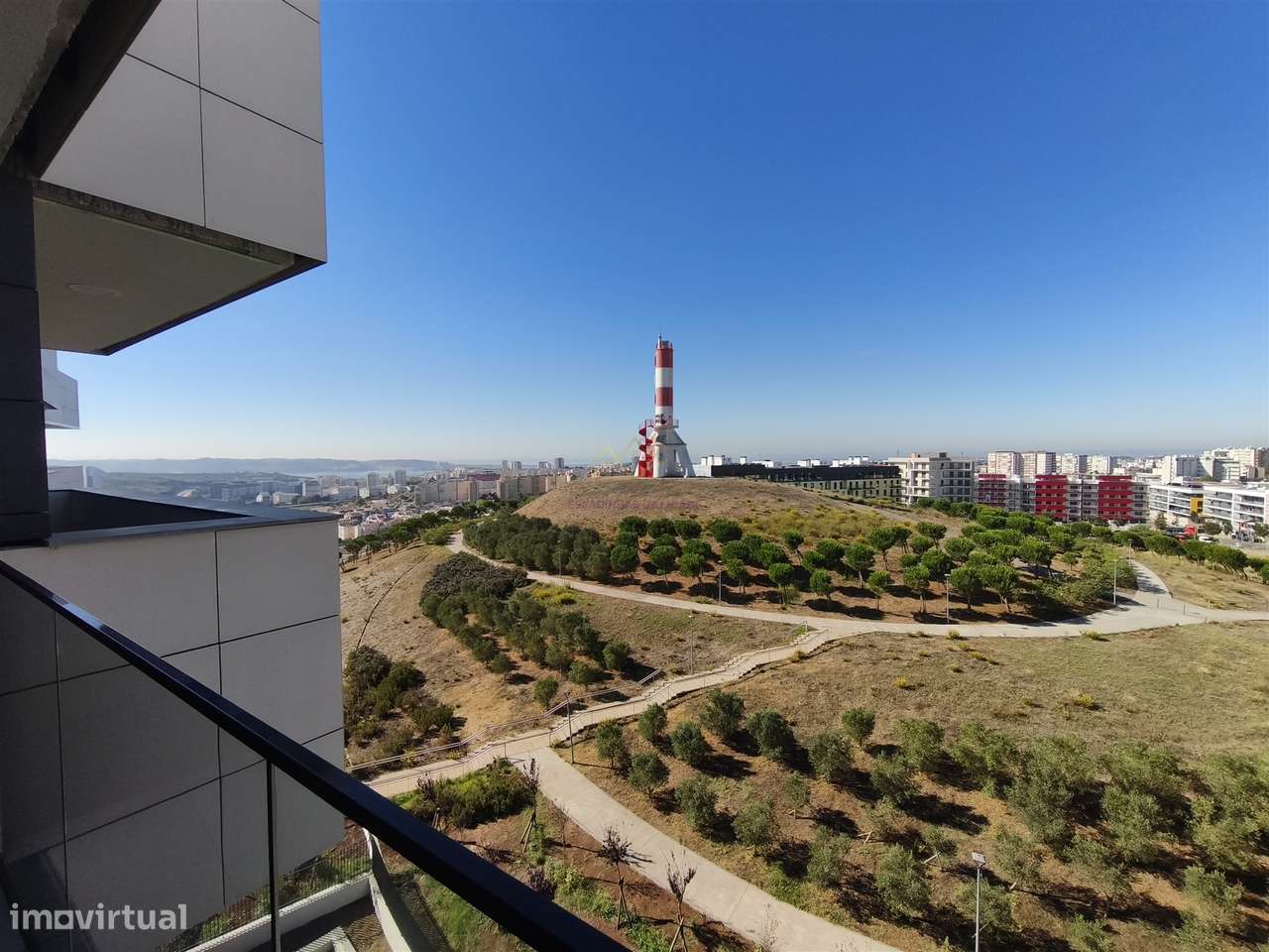 Penthouse T5 com varandas, 2 Garagens Box e Arrecadação, em Empreendim-23