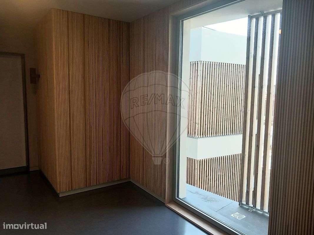 Apartamento T2 para arrendamento - Grande imagem: 4/34