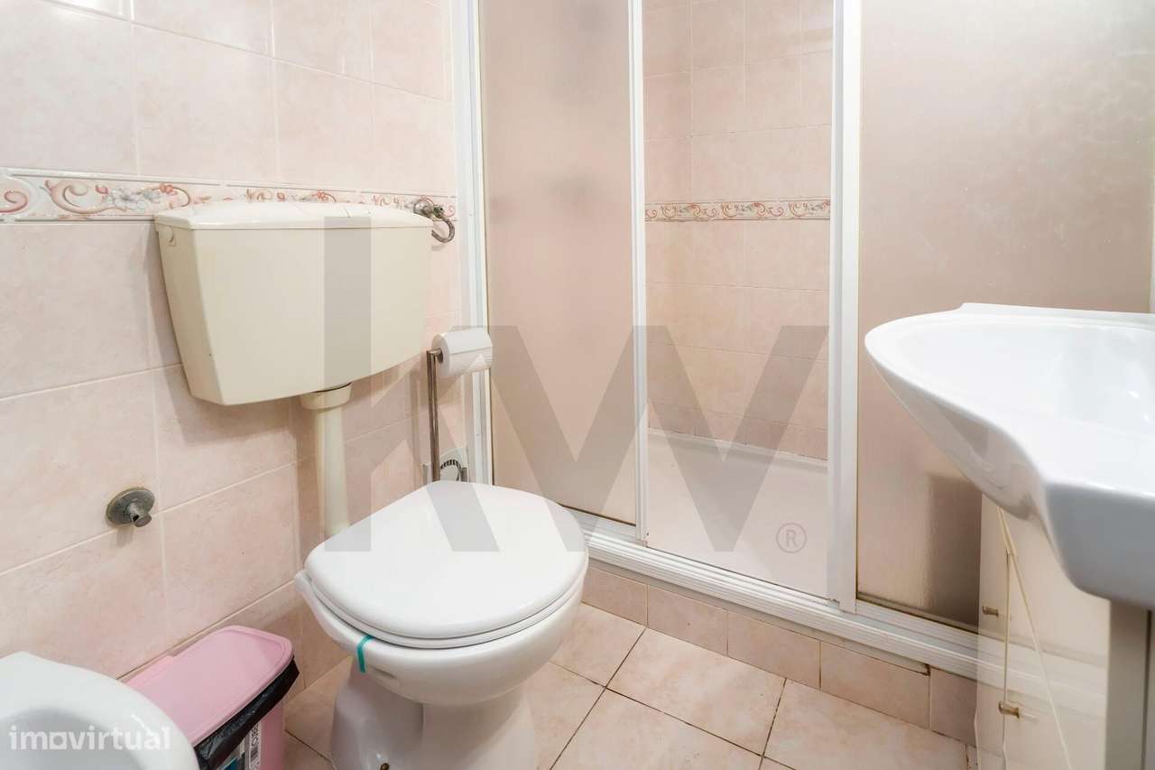 Apartamento T3 transformado em T2 em Olhão por 248.000 euros-11