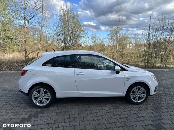 Seat Ibiza SC 1.4 16V Style - 4