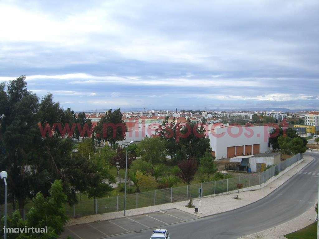 T3 C/Garagem Alto das Vinhas-21