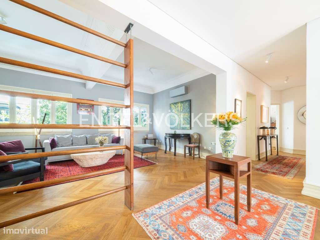 Apartamento T3+1 com Terraço Ajardinado na Avenida da Liberdade-4