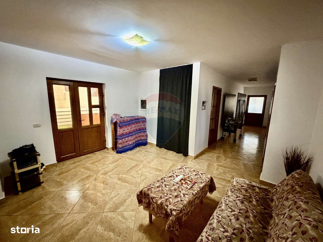 Casă / Vilă cu 4 camere Vanatori - Imagine principală: 3/18