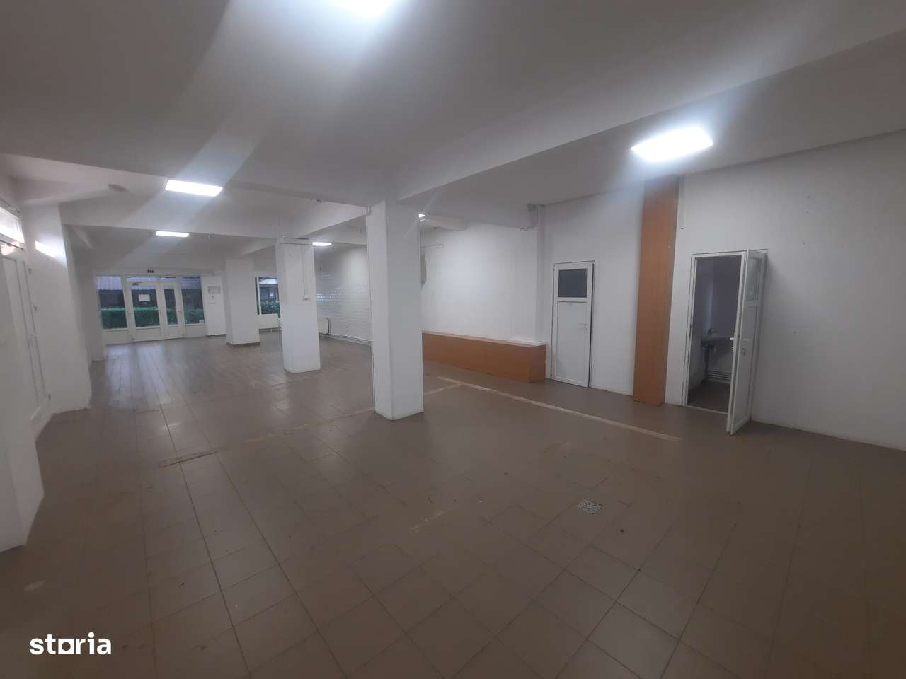 Chirie spatiu comercial Universului M16 - Satu Mare - Imagine principală: 5/11