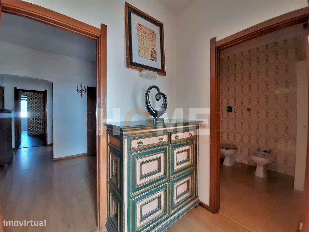 Apartamento T3+1, com varanda à Av. Fernão de Magalhães- Bonfim- Porto-23