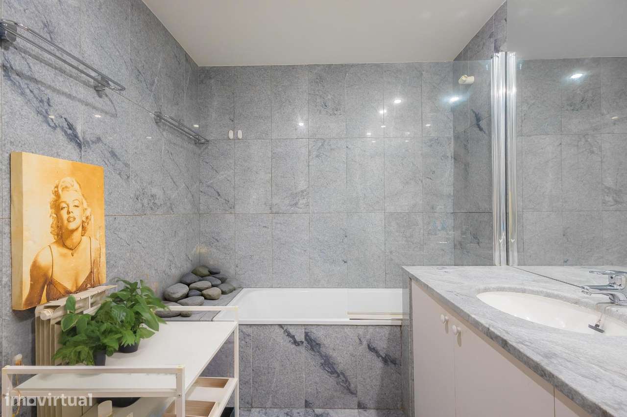 Exclusivo Duplex T5 no prestigiado “CONDOMÍNIO S. JOÃO BOSCO”-17