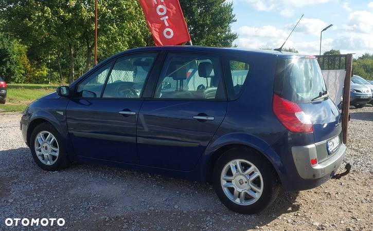 Renault Scenic 2.0 16V Privilege - 3