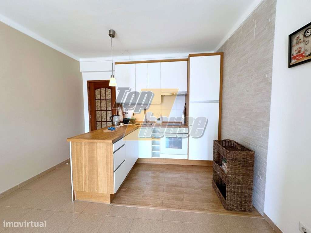 Apartamento T1 Duplex Santo António da Caparica - Grande imagem: 5/26