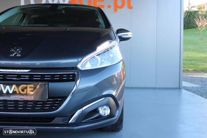 Peugeot 208 1.2 PureTech Allure EAT6 - 29