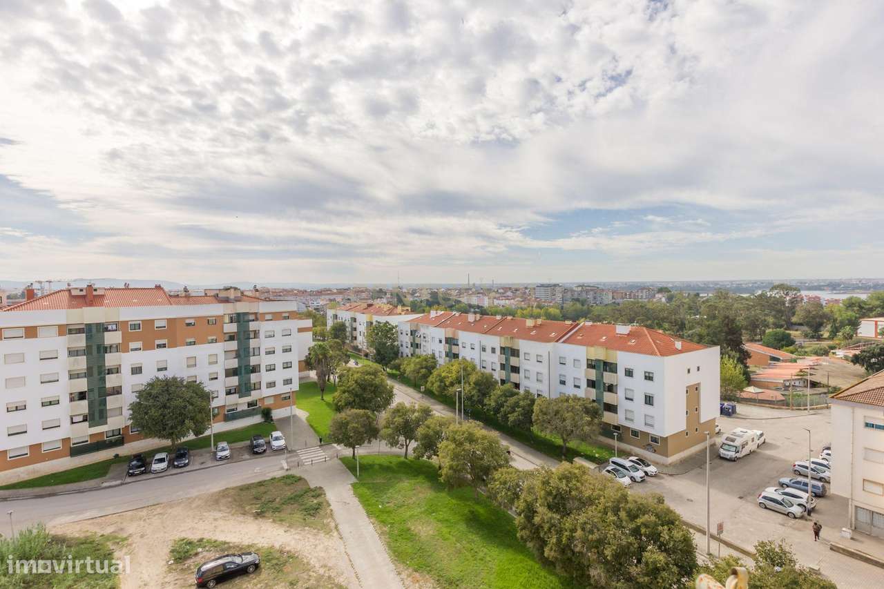 Apartamento T2 | Casquilhos - Barreiro-19