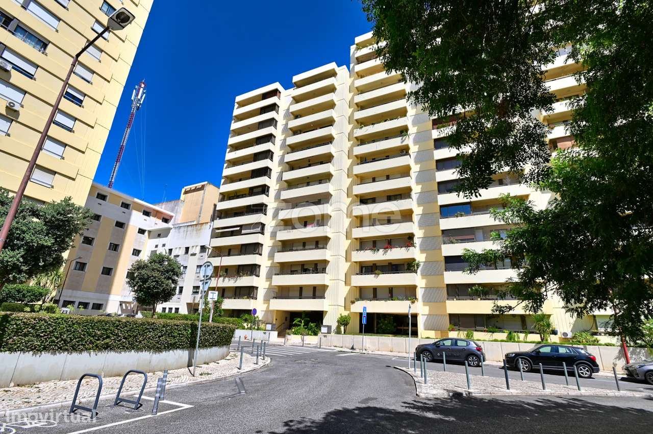 T3 amplo, com varanda e vista desafogada - Grande imagem: 2/32