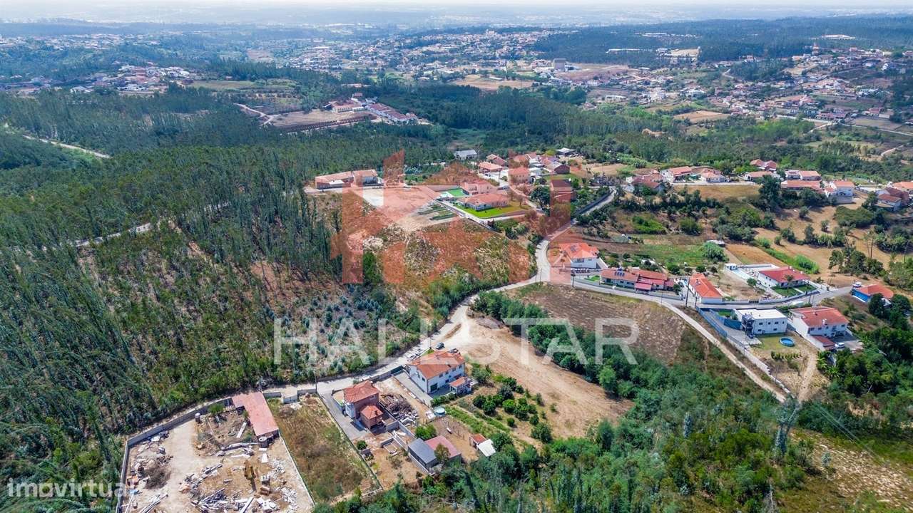 Moradia Isolada T3 / Lote com 900m2 / Janardo, Leiria-45