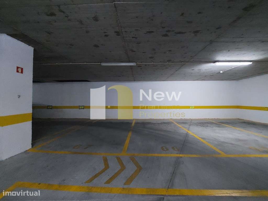 Apartamento T2 com Piscina em Armação de Pêra.-14