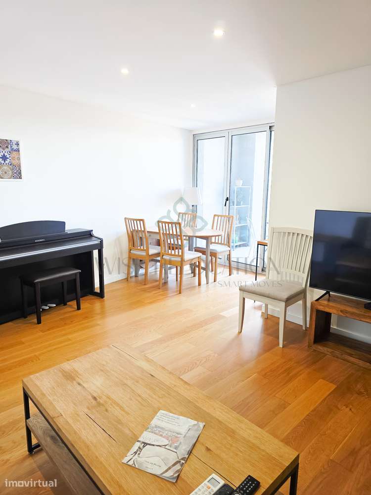 EXCELENTE APARTAMENTO T2 COM VARANDA E VISTA CIDADE | Penha de França-8